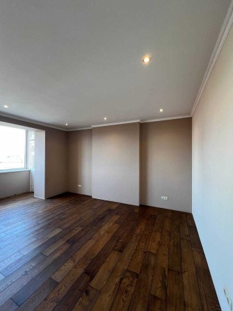 3-кімнатна квартира з якісним ремонтом, вул Незалежності - фото 1