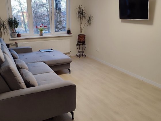 3-х ком.кв на Карачунах улучшенной планировки с автономным отоплением Кривой Рог