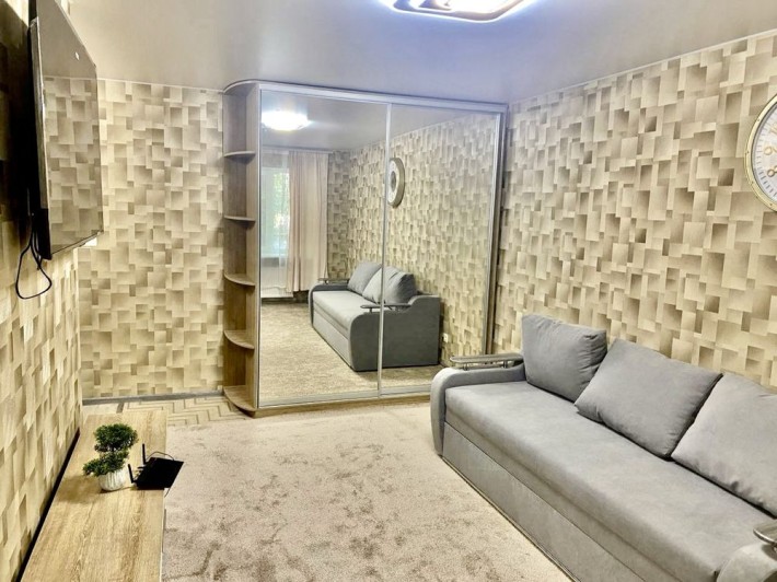 Продаж 1о кімнатної квартири в Нагірній частині біля 18 школи - фото 1