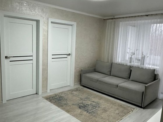 Продам 4 -кімнатну квартиру Луцк