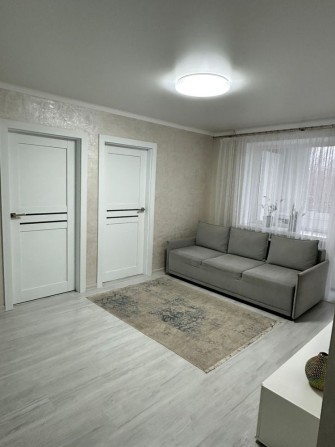 Продам 4 -кімнатну квартиру - фото 1