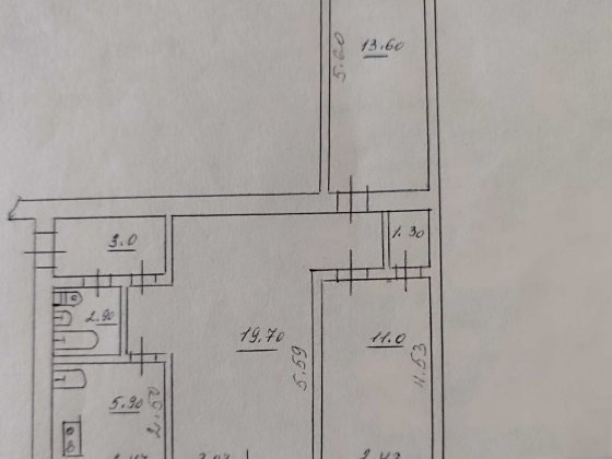 Продам трёхкомнатную квартиру на Тесленко. Кривий Ріг