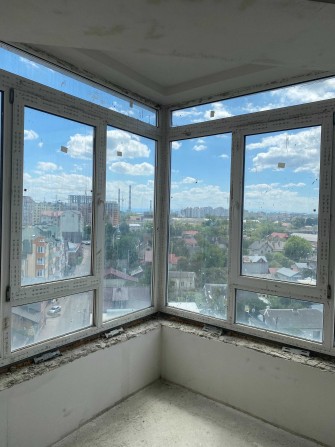 Зниження ціни!!! 4 кімнатна дворівнева квартира недалеко від центру - фото 1