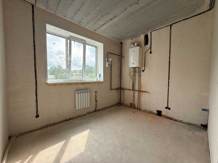 Однокімнатна квартира з частковим ремонтом - фото 1