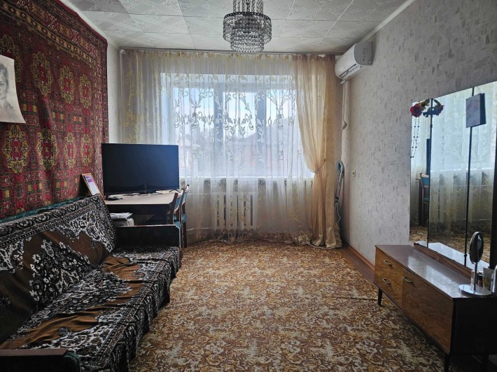Продается двухкомнатная квартира в районе 95 квартала, ул. Светлова - фото 1