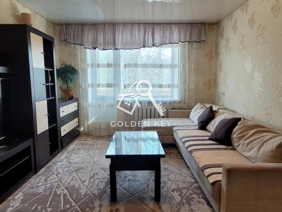 Продаж 4-кімнатної квартири на пл.Артема Кривой Рог