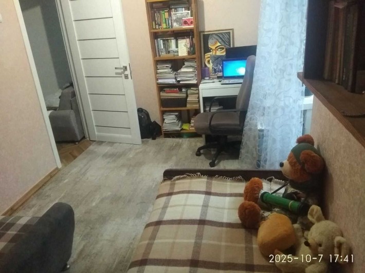 Продається 2-кімнатна квартира по пр. Перемоги - фото 1