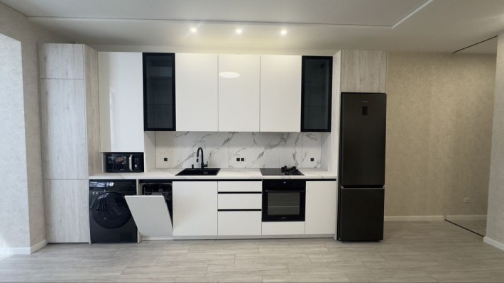 Продаж 1 кімн квартири з новим ремонтом. Закритий двір. Автономне опал - фото 1