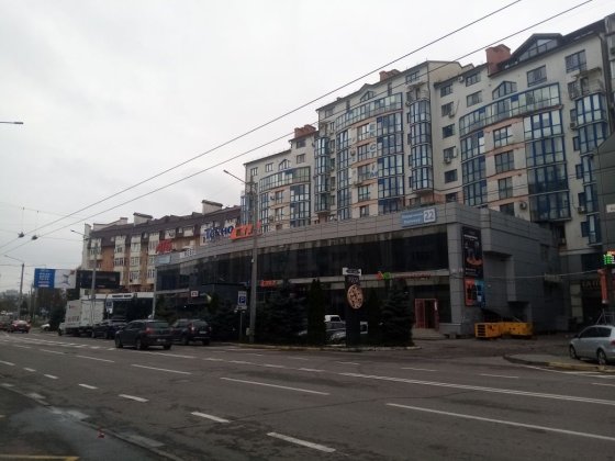 Продається 3 кімнатна квартира в центрі міста Ивано-Франковск