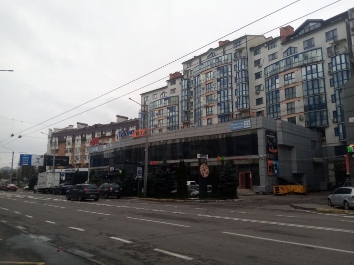 Продається 3 кімнатна квартира в центрі міста - фото 1