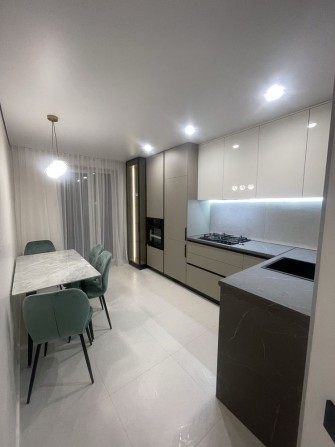 Продаж 1 кім квартири в Новобудові - фото 1