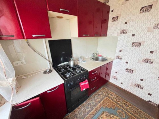 Продам 2-о кімнатну квартиру по вул. Героїв АТО Кривой Рог