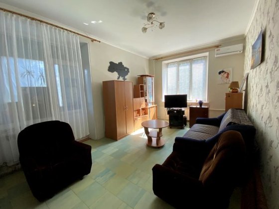 Продаж 2-х кімн. сталінки на Соцмісті Кривий Ріг