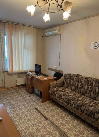 Продам 1 кім. Кв . По проспекту Свободи 81 А - фото 1