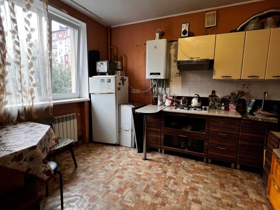 Однокімнатна з ремонтом, 2%, газ! Ирпень