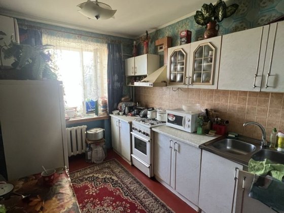 Трикімнатна квартира  район  Вічно Живим Кременчуг