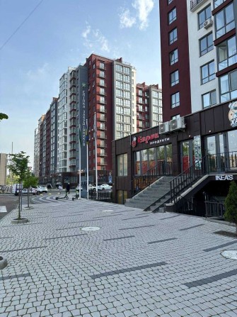 Однокімнатна , центр квартира студія продам 1-кімн Княгинин, Галицька - фото 1