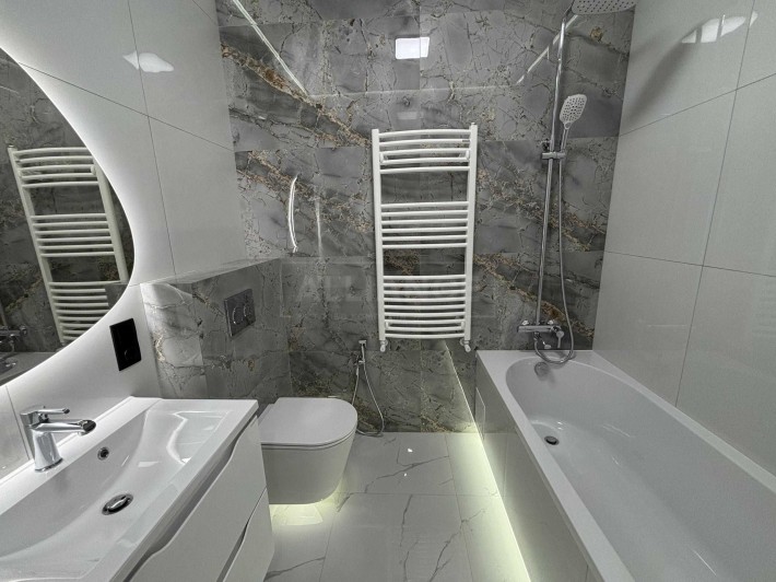 2 кім. кв. з якісним ремонтом - фото 1