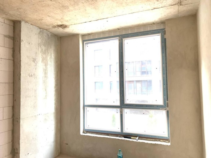 Трикімнатна квартира неподалік від річки - фото 1