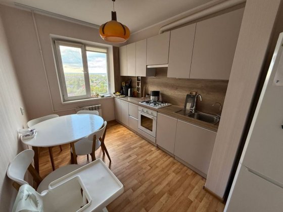 Продам 3-кімн кватиру Карачуни Кривий Ріг