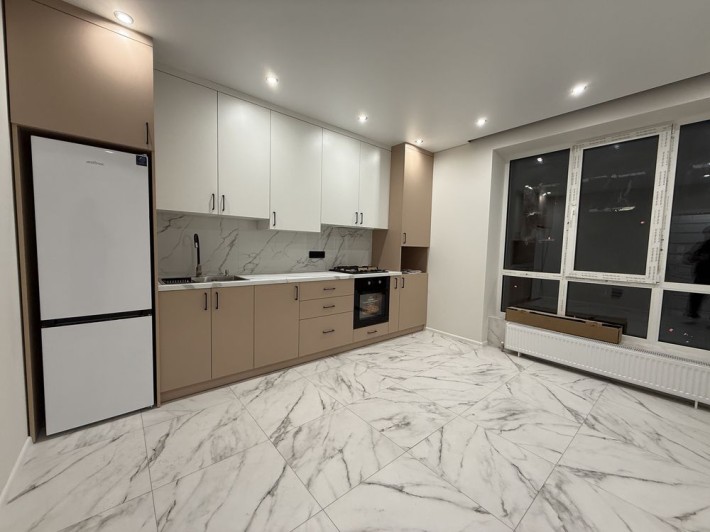 Квартира з ремонтом - фото 1