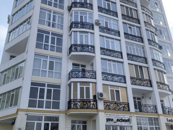 Продаж 2 кімнатної новобудови з неймовірно крутим ремонтом центр міста Кременчук