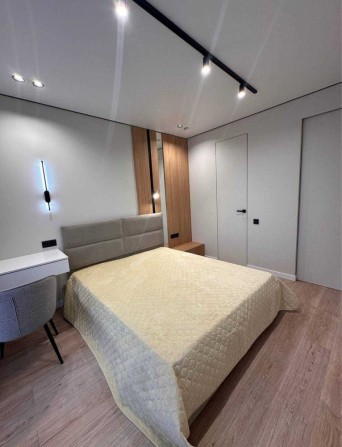 Дуже красива квартира в р-н Центрального парку! Терміново! Газ! - фото 1