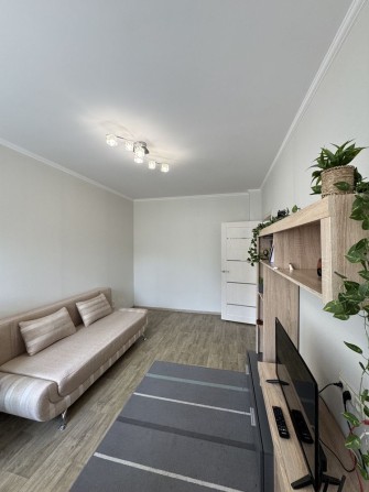 1-кімнатна квартира з ремонтом в Ірпені, район Центрального парку - фото 1