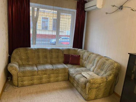 Продам двокімнатну квартиру в центрі міста(під офіс) набережна, Гоголя Кременчуг