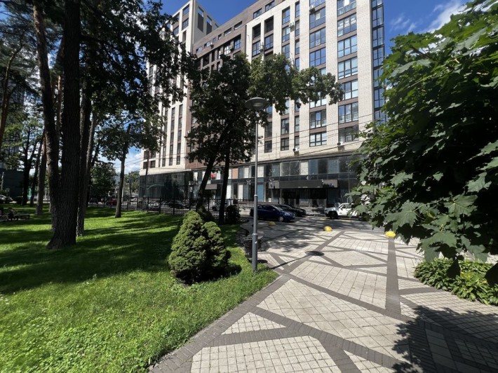 Квартира-студія 31.5 м2 з документами в центрі міста. - фото 1