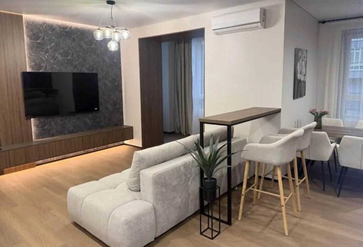 3 кімнатна в ЖК поряд озера - фото 1