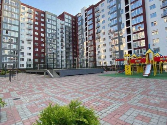 Продається здана велика 2-х кімнатна квартира кухня-студія в ЖК Княгин Ивано-Франковск