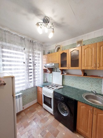 Продам 2х кімнатну Саксаганськи р.  Поверх 2/5 Кімнати окремі - фото 1