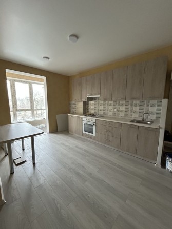 Євро 2 кімнатна з якісним ремонтом Біля парку садочка СЕРТИФІКАТ ТАК - фото 1