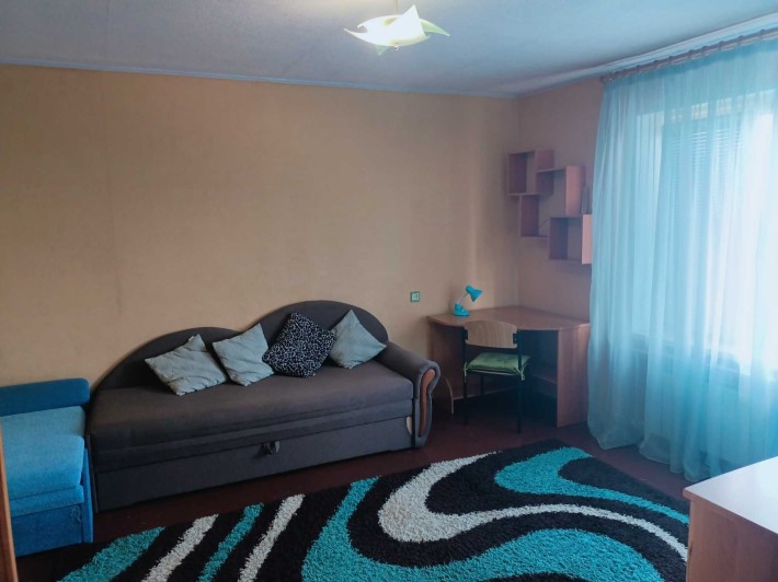 Продам 1-на кімнату квартиру на Дзержинці - фото 1