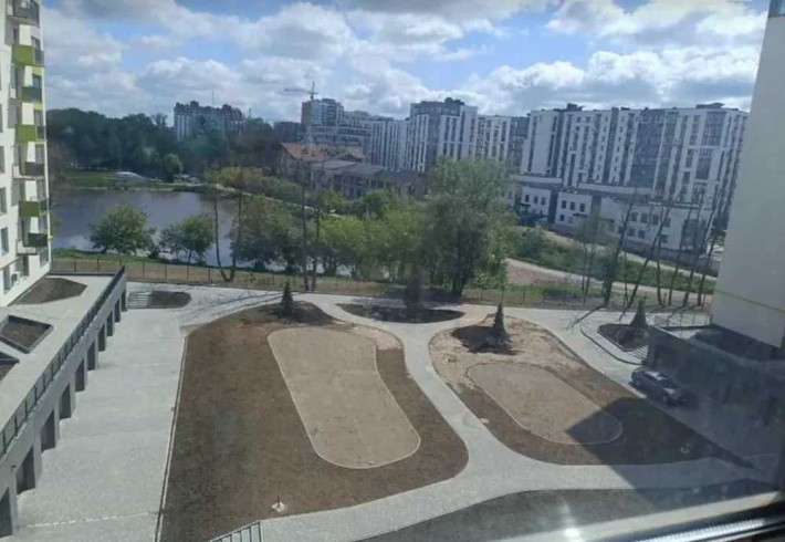 Готова до ремонту 2к біля озера - фото 1