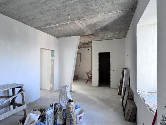 2 к квартира з незавершиним ремонтом в 5хв від ЦУМу Ивано-Франковск