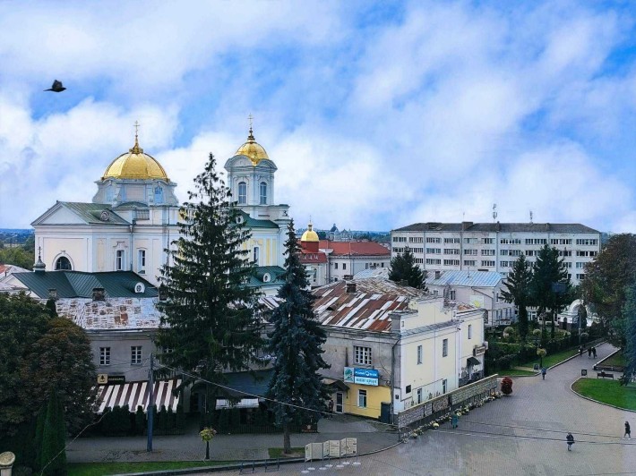 Продається 3-кімнатна квартира , Луцьк Центр - фото 1