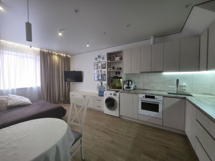 Продам 2к квартиру з ремонтом поруч з Центральним парком - фото 1