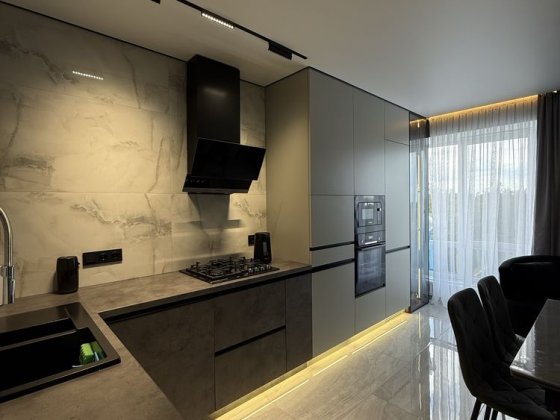 Євро 3к з дизайнерським ремонтом!До Києва 9хв на авто!БЕЗ КОМІСІЇ! Ірпінь