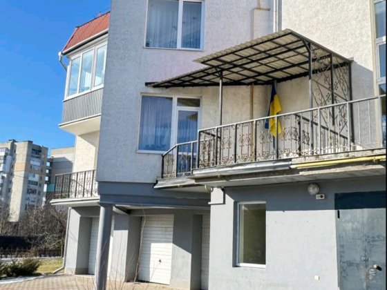 Продаж дворівневої квартири Луцк