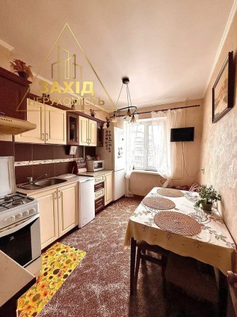 3 кімнатна вул. Кравчука р-н Гімназії 21 - фото 1