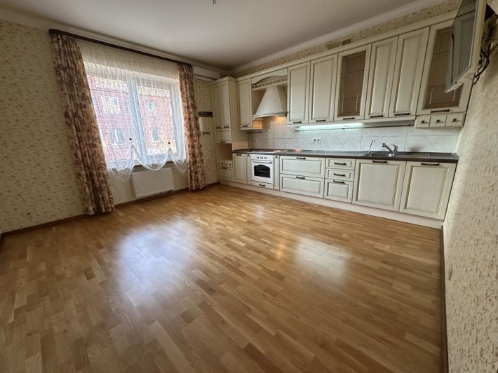 Продаж квартири центр - фото 1