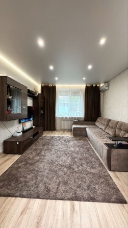 Продам 2 кім. кв. 96 квартал,пр-т Університетський(Гагаріна). 96гараж) - фото 1