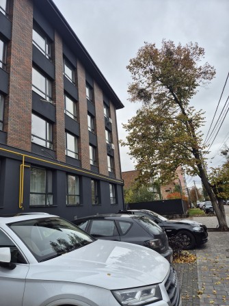 ЦЕНТР міста 29500$ ГАЗ є , документи! Все готово під ремонт - фото 1