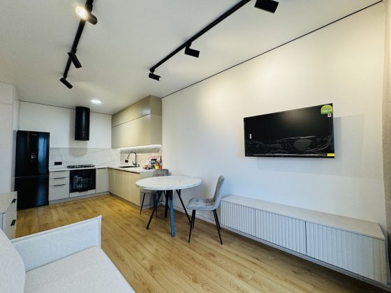 БЕЗ КОМІСІЇ, новий РЕМОНТ, заходь і живт, Сертифікат ТАК Ирпень