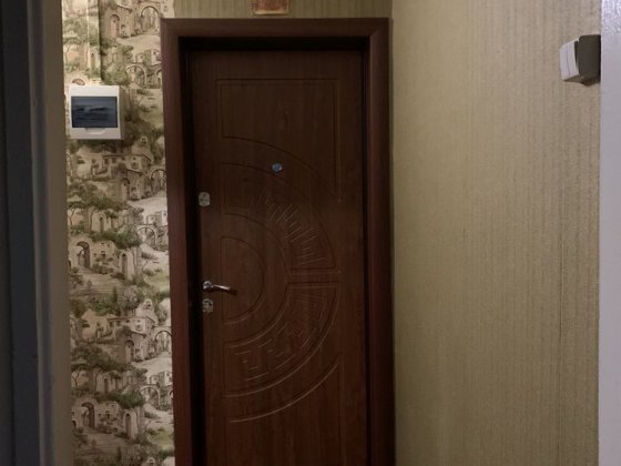 Продається 1 кімнатна квартира на Автовокзале . Кривой Рог