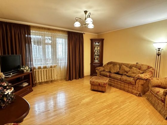 Продам 3-кімнатну квартиру Луцк