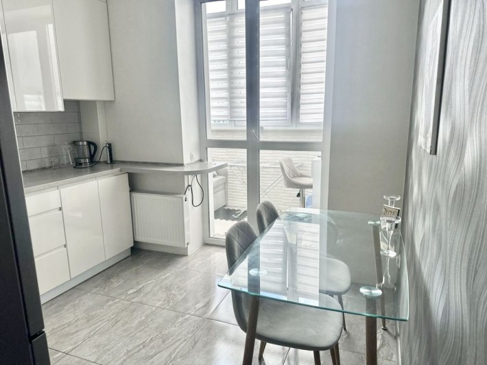 Продам квартиру з гарним ремонтом Ірпінь - фото 1