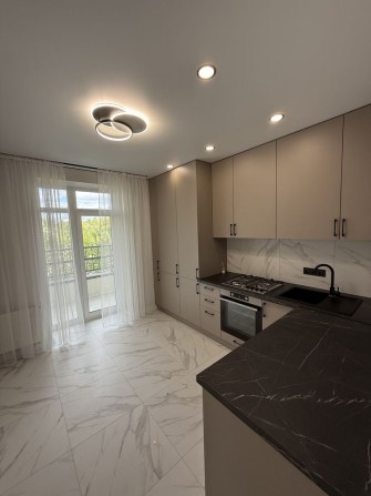 Квартира з новим ремонтом ЖК Синергія Сіті - фото 1